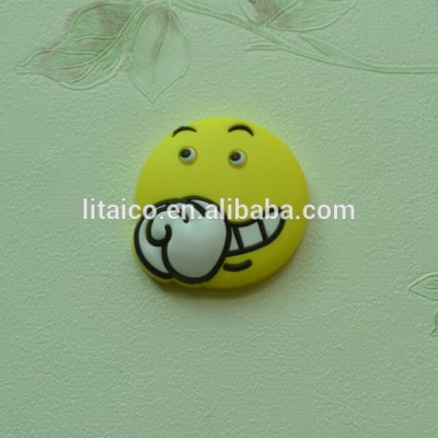 Lovely Smiling Existing Mold Paper Fridge Magnet Soft PVC Fridge Magnet Sticker