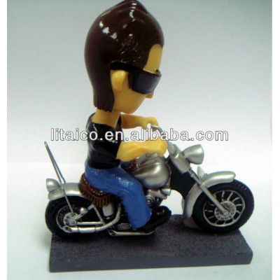 Factory custom made home decoration polyresin bobble head